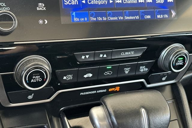 Used 2017 Crystal Black Pearl Honda Touring image 22