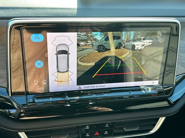 New 2026 Black Volkswagen 2.0T SE w/Technology image 33