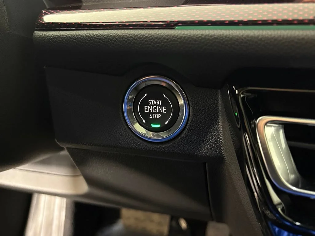 2027 Chevrolet Traverse RS - Photo 29