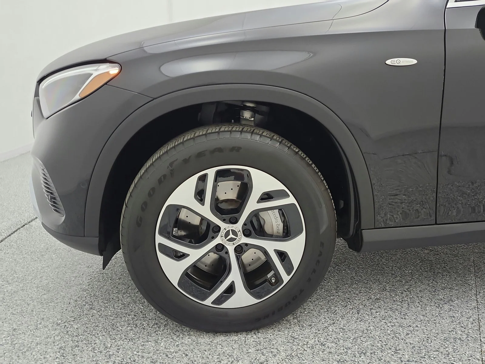 Certified Used 2025 Black Mercedes-Benz GLC 350e 4MATIC® SUV image 25