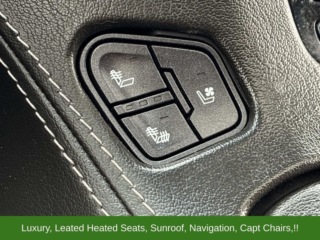 Used 2019 Black GMC Denali image 35