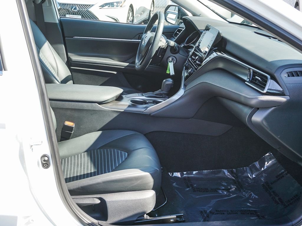Used 2024 White Toyota SE image 13