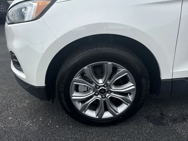 Used 2023 White Ford Titanium image 20