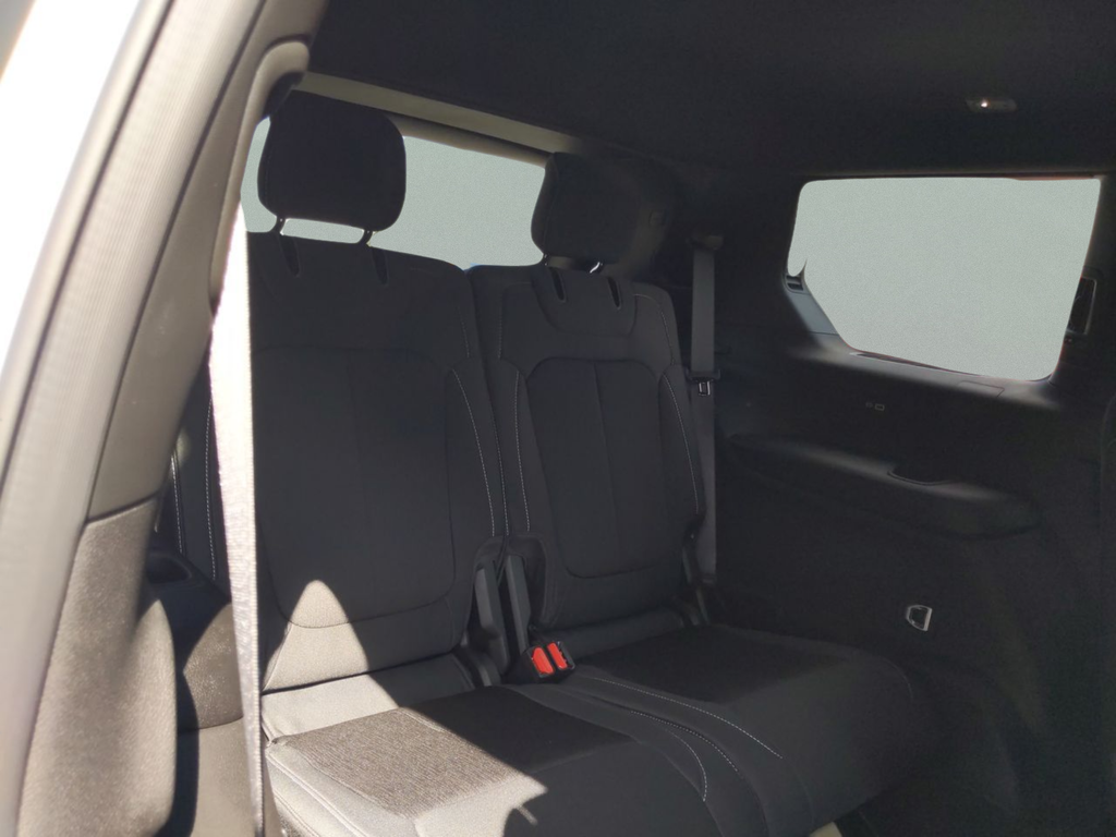 2025 Jeep Grand Cherokee L Laredo - Photo 30