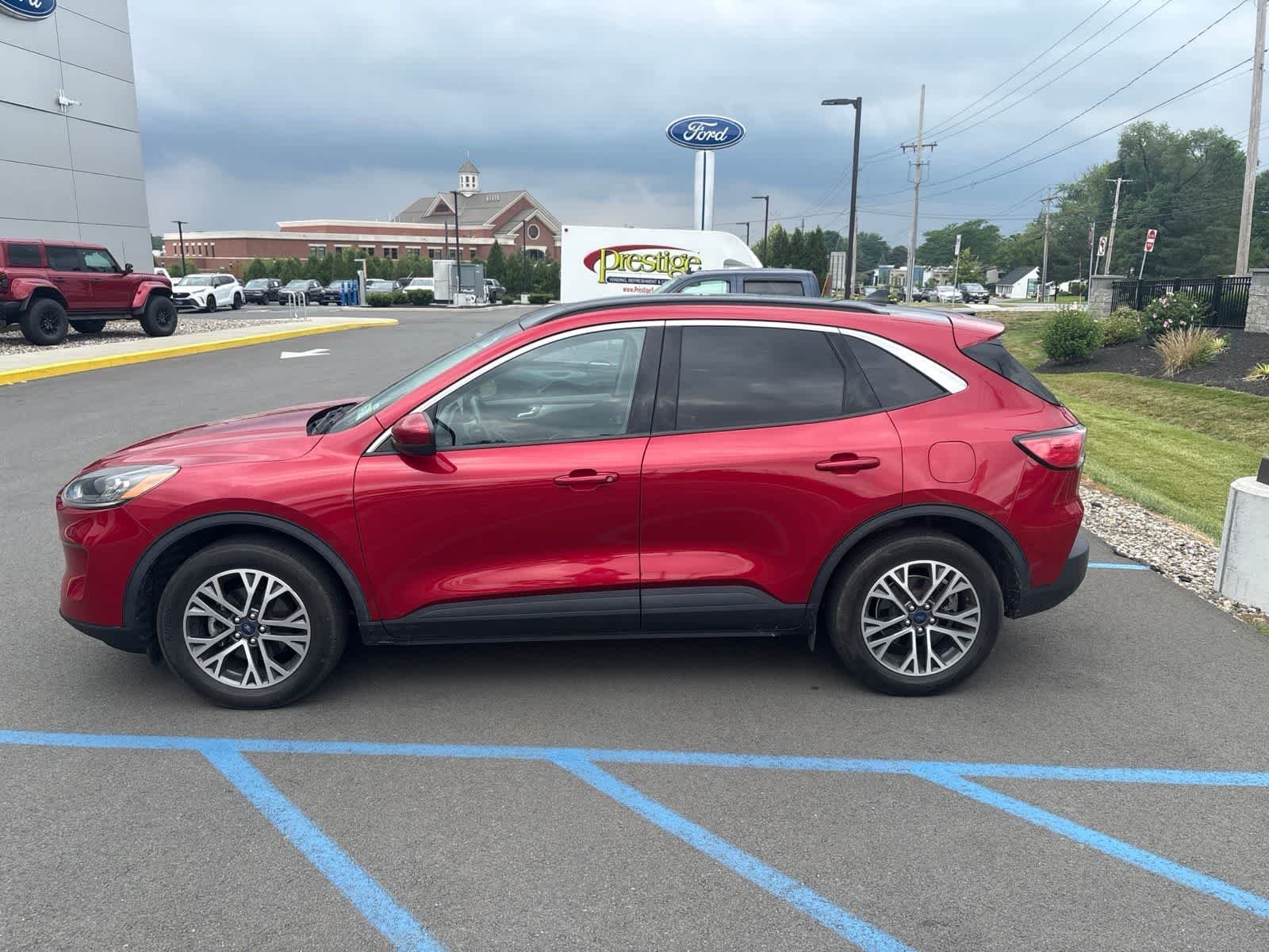 Used 2020 Rapid Red Metallic Tinted Clearcoat Ford SEL image 2