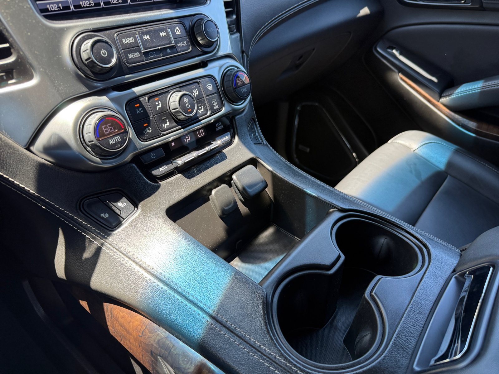 Used 2019 Black Chevrolet LT image 13