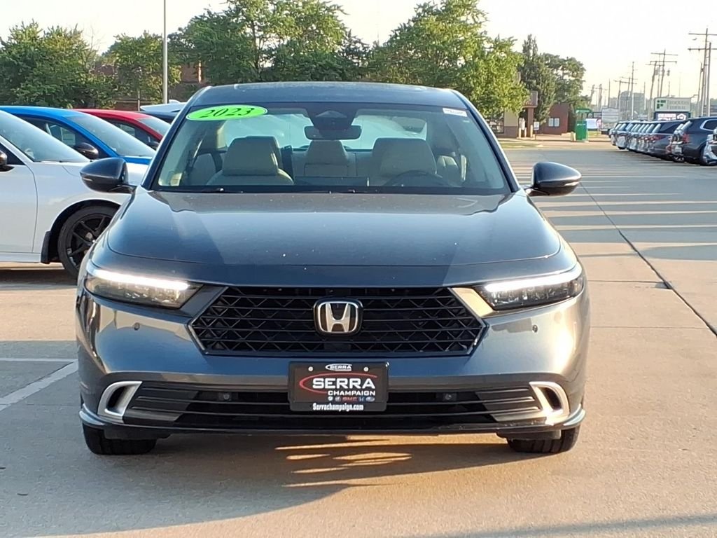Used 2023 Gold Honda Touring image 16