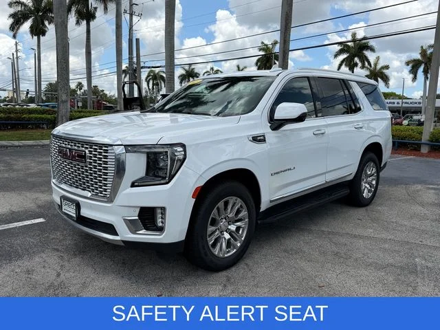Used 2023 White GMC Denali image 3