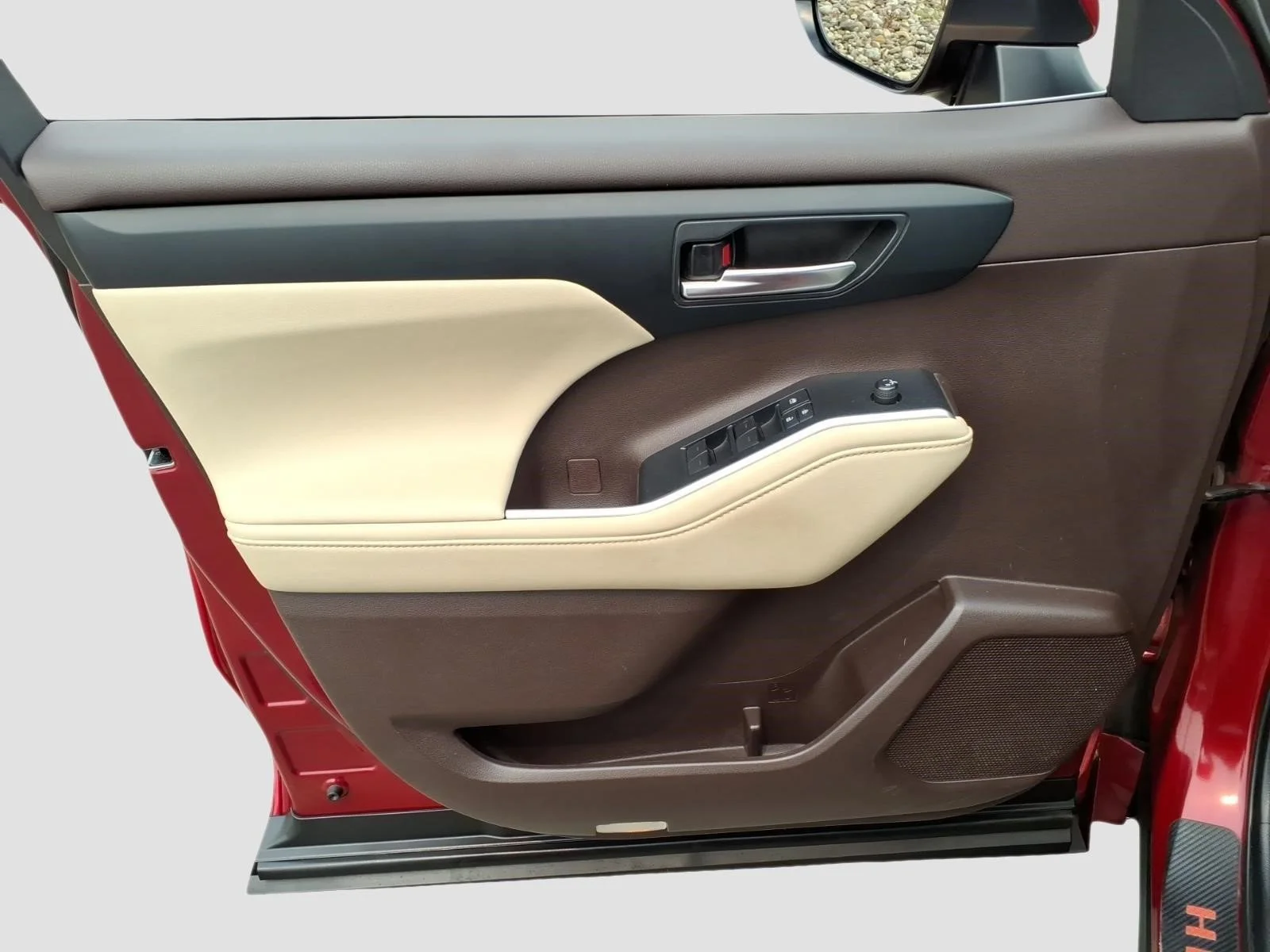 Used 2021 Ruby Flare Pearl Toyota XLE image 23