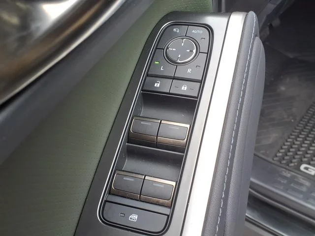 Used 2025 Black Lexus 550 Overtrail image 26