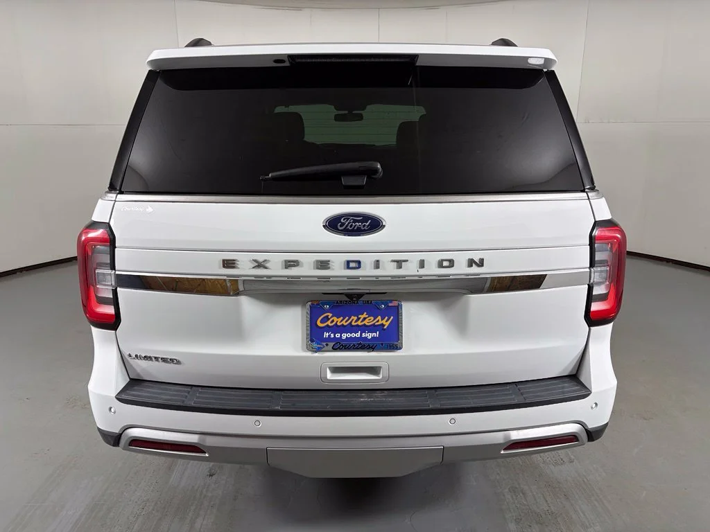 Used 2024 White Ford Limited image 7