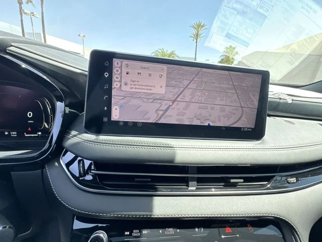 New 2027 White INFINITI LUXE image 14