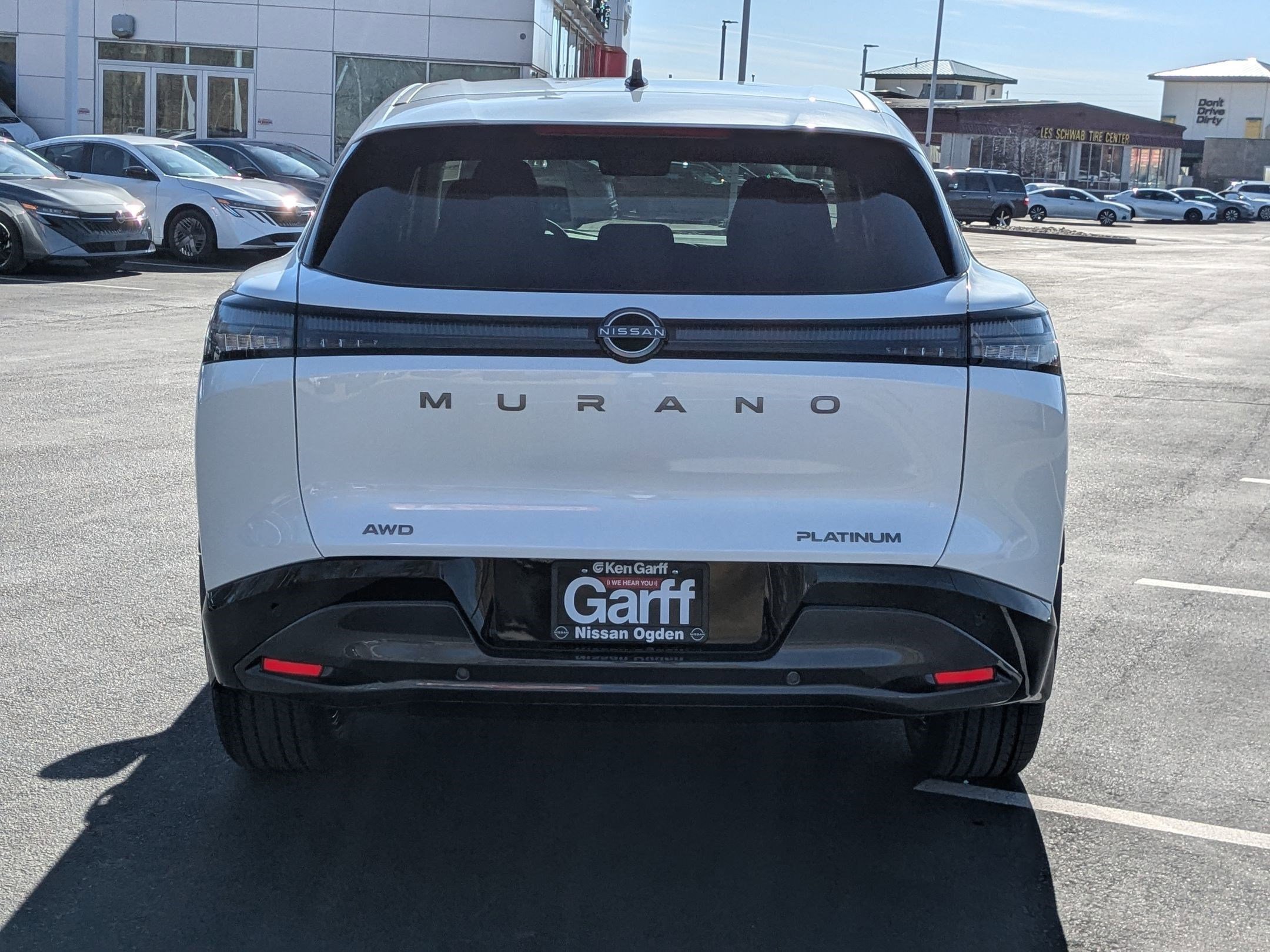 New 2026 Everest White Pearl Tricoat Nissan Platinum image 4