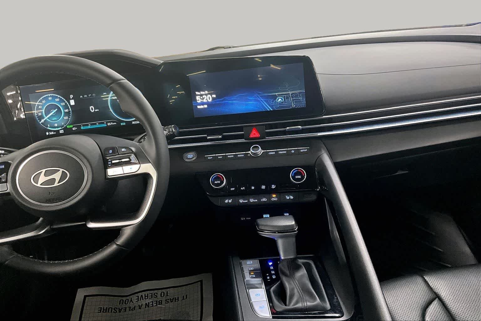 Used 2024 Amazon Gray Hyundai Limited image 7