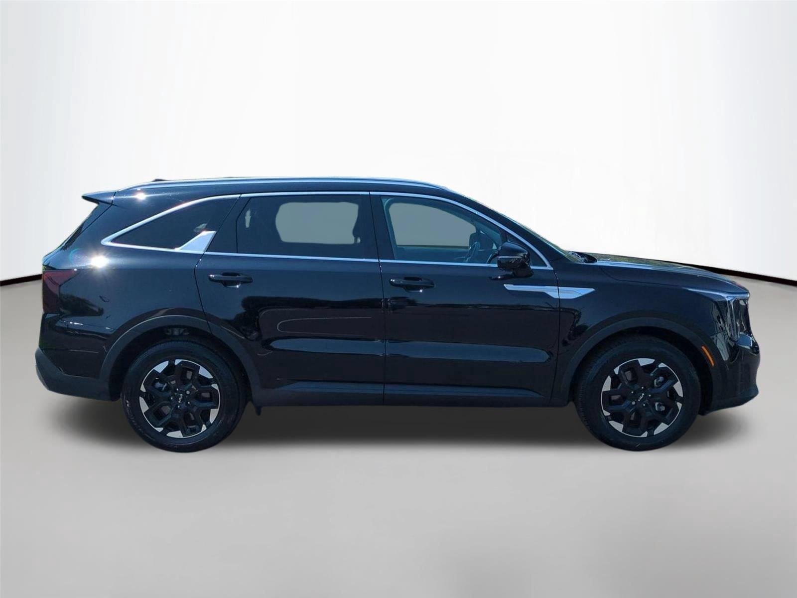 Used 2025 Ebony Black Kia S image 6