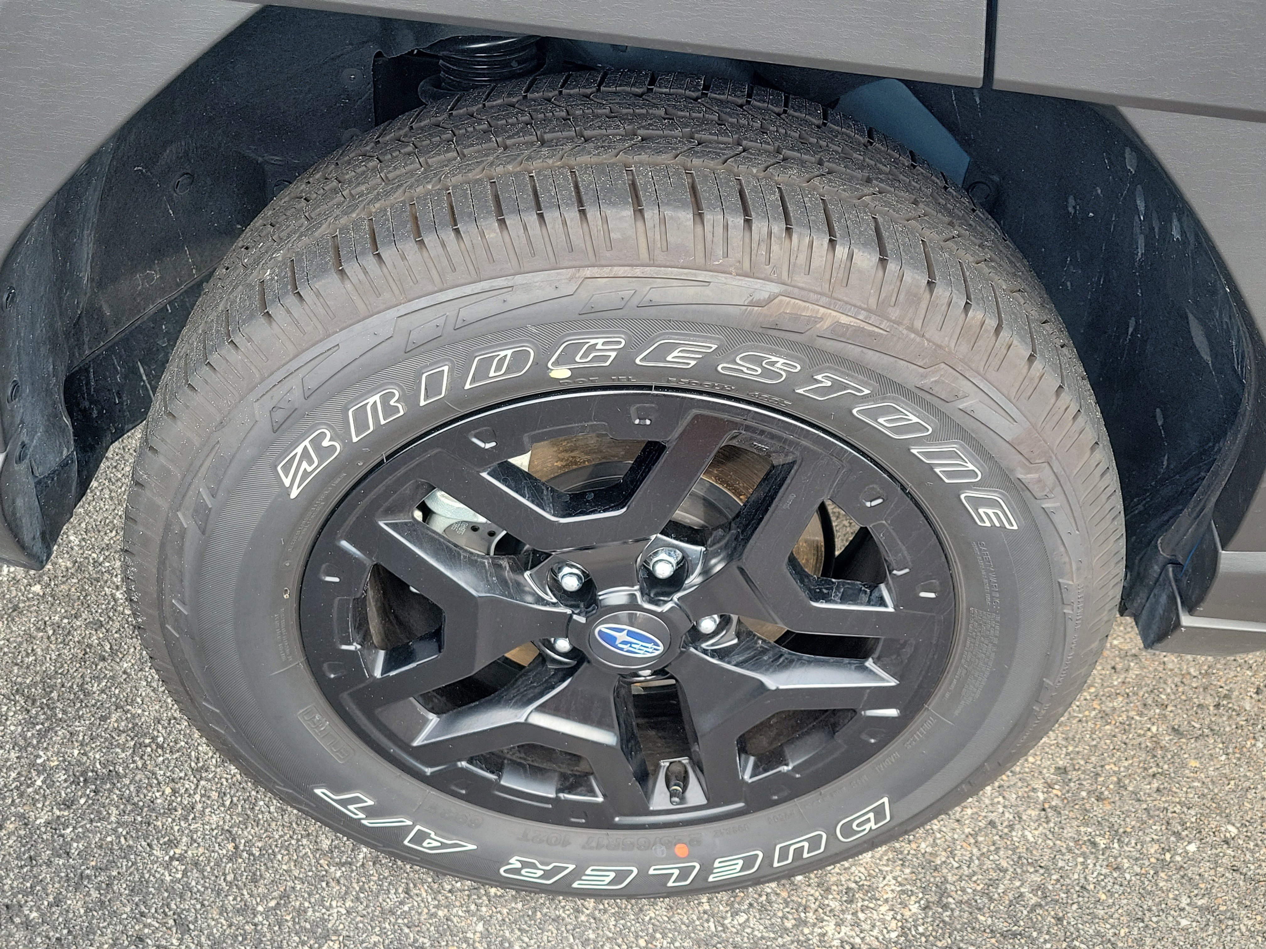 Used 2026 Geyser Blue Subaru Wilderness image 9