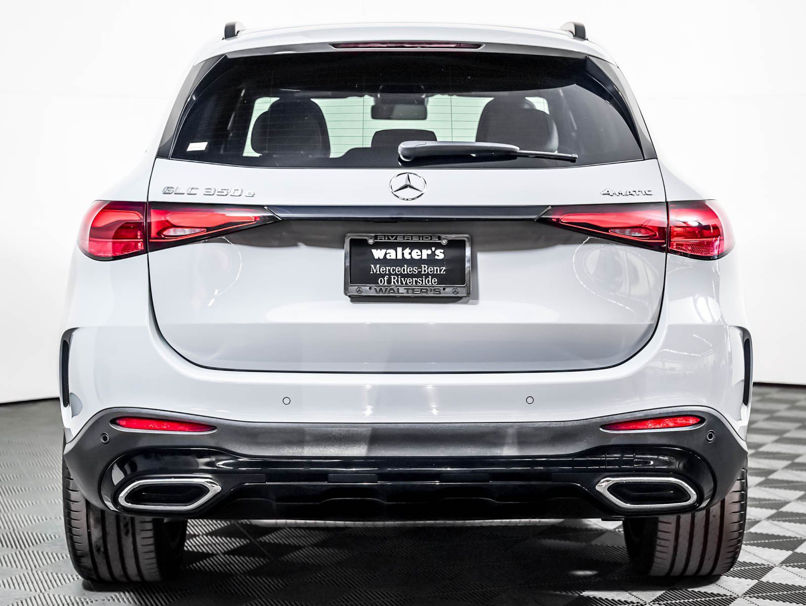 Certified Used 2025 Alpine Grey Mercedes-Benz GLC 350e 4MATIC® SUV image 11