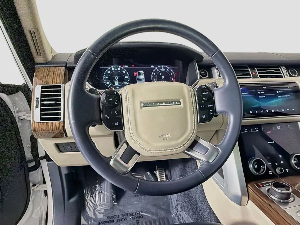 Used 2022 White Land Rover Westminster image 11