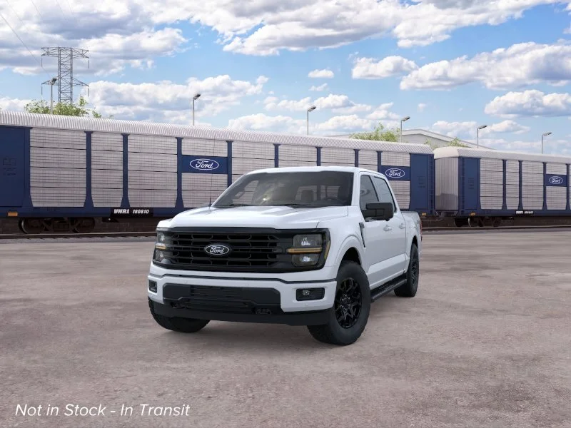 New 2026 Oxford White Ford XLT image 2