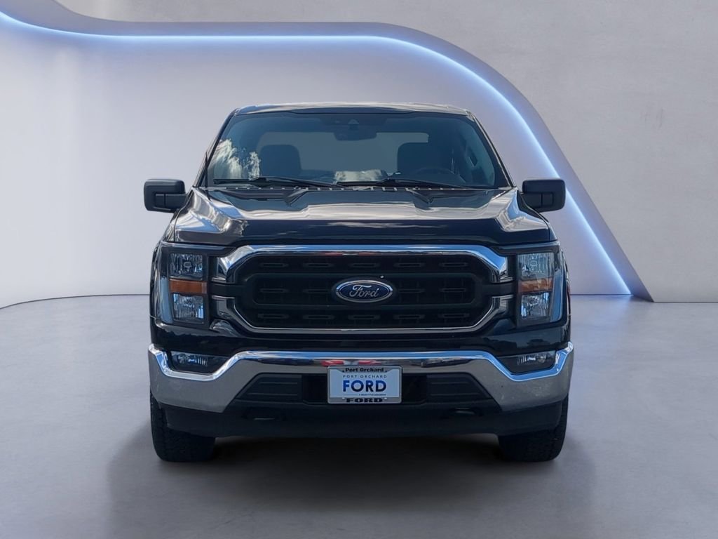 Used 2023 Black Ford XLT image 10