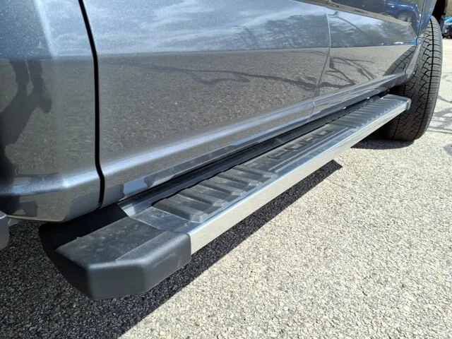New 2026 Carbonized Gray Metallic Ford XLT image 29