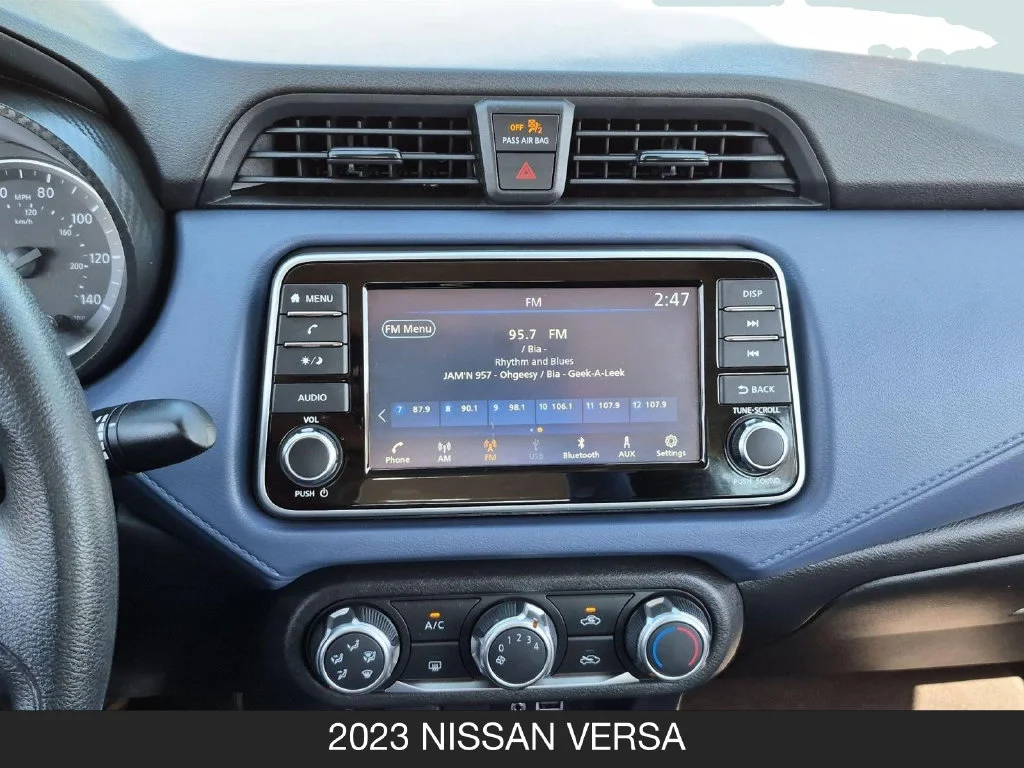 Used 2023 Gray Nissan 1.6 SV image 25