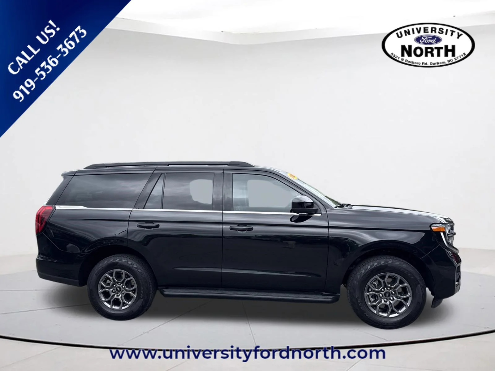 Used 2025 Agate Black Metallic Ford Active image 8