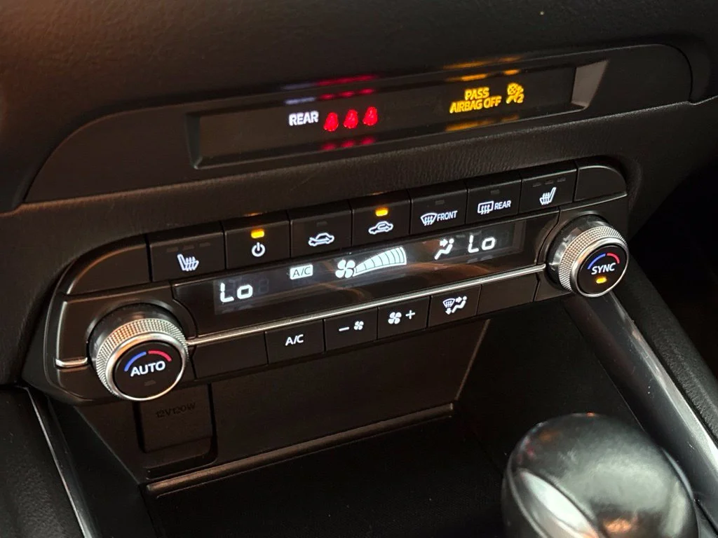 Used 2024 Gray Mazda 2.5 S Carbon Edition image 39