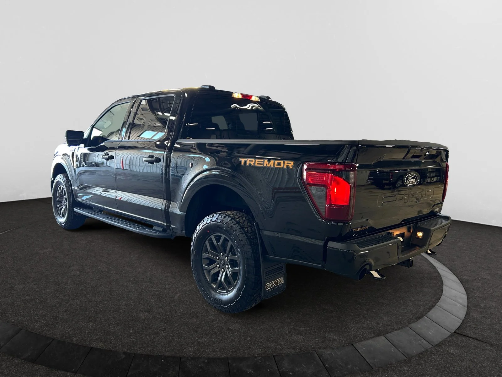 New 2026 Agate Black Metallic Ford Tremor image 3