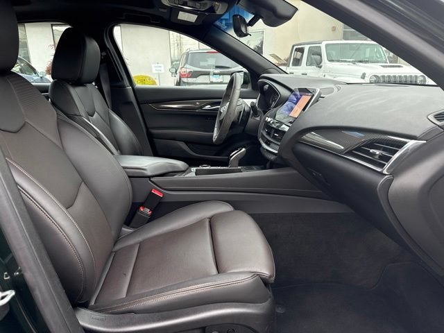 Used 2020 Evergreen Metallic Cadillac Sport image 10