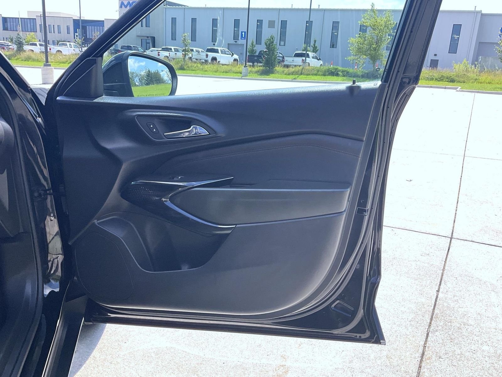 Used 2024 Black Chevrolet 2RS image 17
