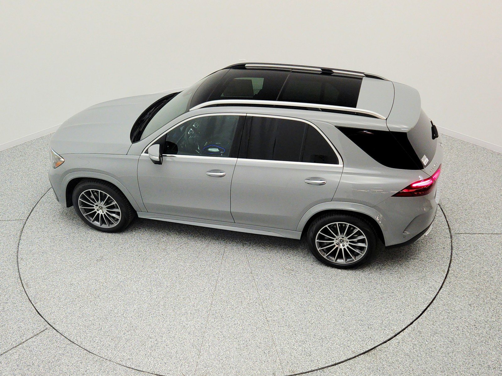 New 2026 MANUFAKTUR Alpine Grey Mercedes-Benz GLE 450 4MATIC® SUV image 52