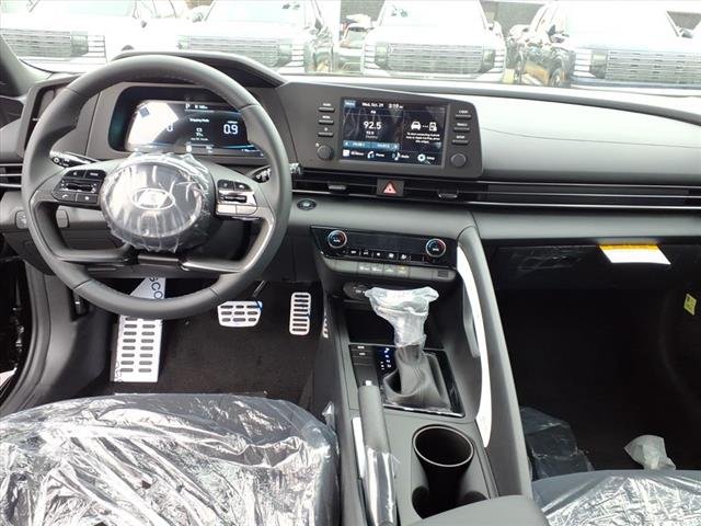 2026 Hyundai Elantra SEL Sport - Photo 12
