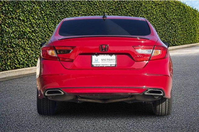 Used 2021  Honda Sport image 5