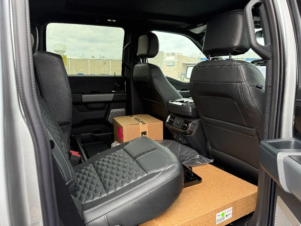 2025 Ford F-150 XLT - Photo 11