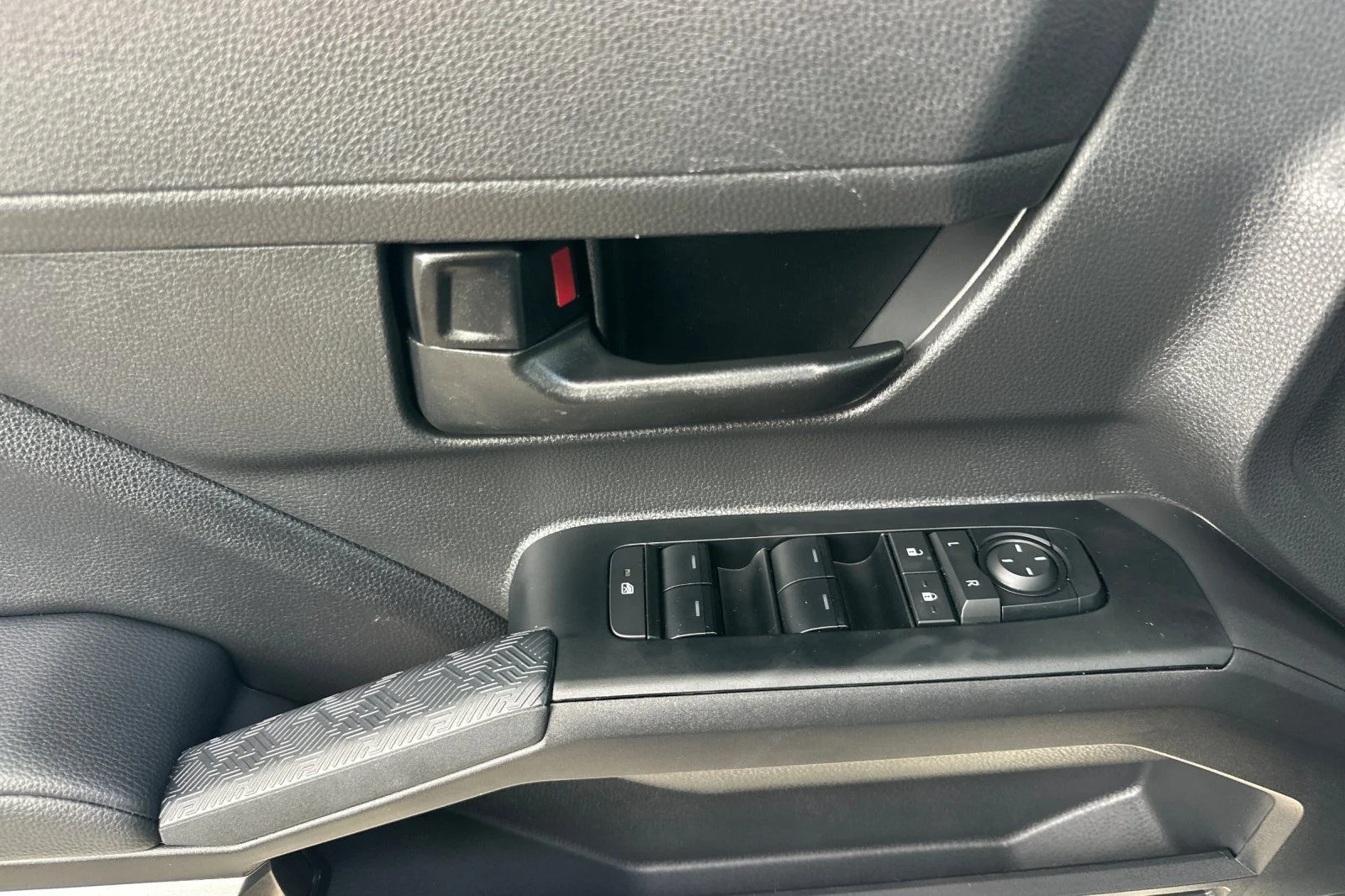 Certified Used 2025 Silver Toyota SR5 image 19