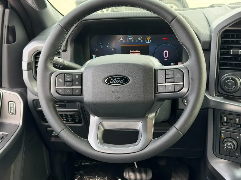 New 2026 Oxford White Ford XLT 4WD SuperCrew 5.5