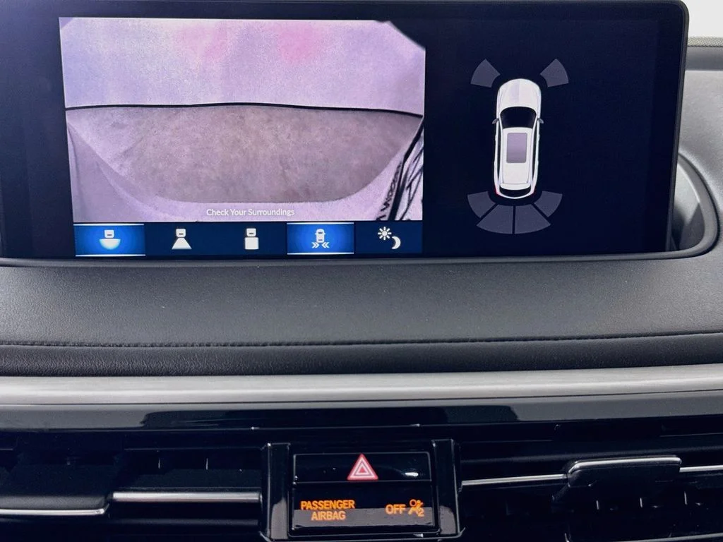 Used 2023  Acura Technology image 17