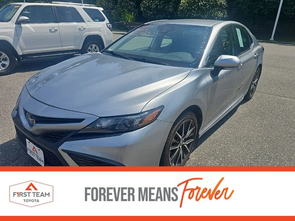 Used 2024 Silver Toyota SE image 1