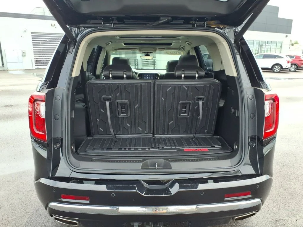 Used 2023 Black GMC Denali image 33