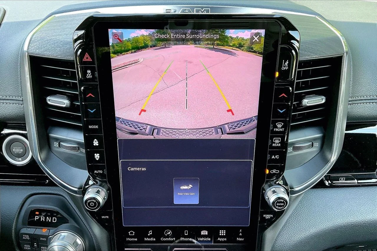 New 2026 Diamond Black Crystal Pearl-Coat Exterior Paint RAM Laramie image 13