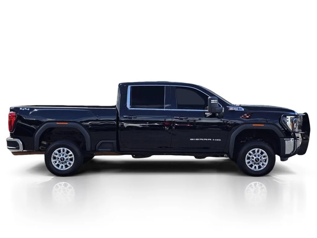 Used 2026 Onyx Black GMC SLE image 8