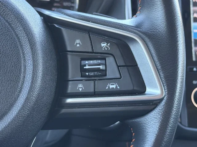Used 2018 Orange Subaru 2.0i Limited image 28