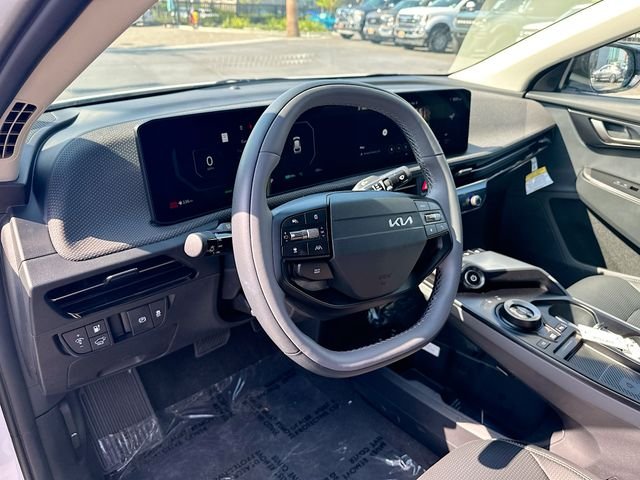 2025 Kia EV6 Wind - Photo 9
