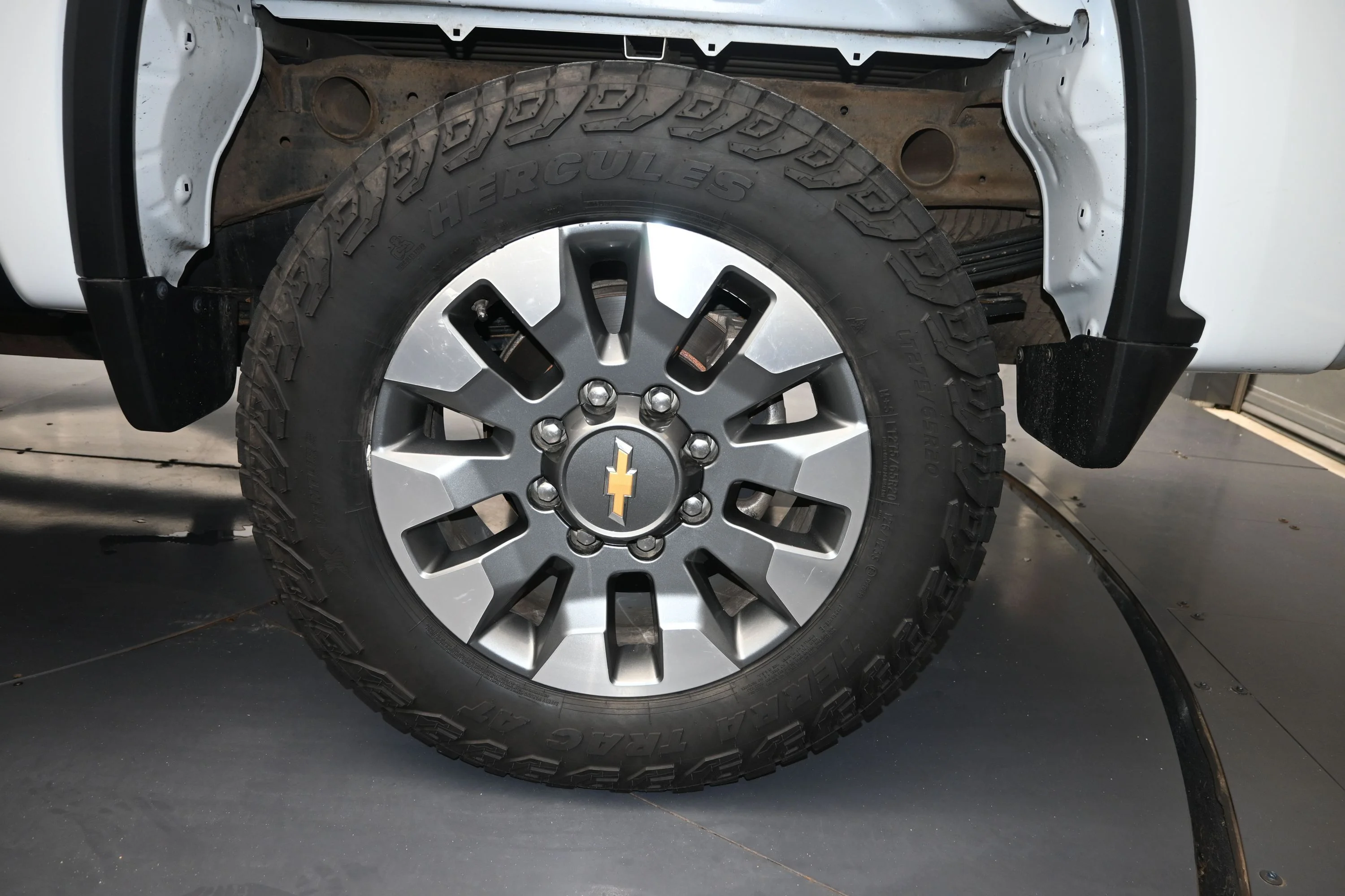 Used 2024 Summit White Chevrolet Custom image 13