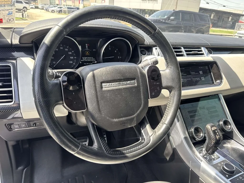 Used 2016 White Land Rover HSE Td6 image 22