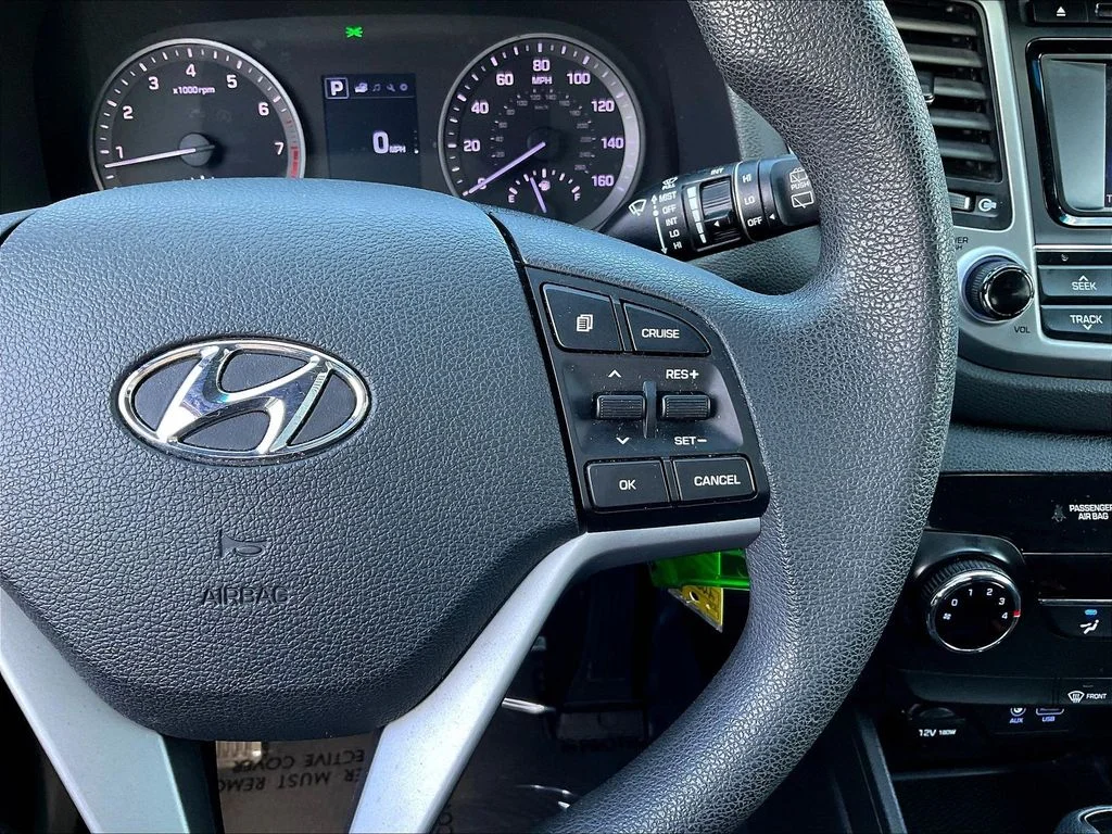 Used 2017 Orange Hyundai SE image 11