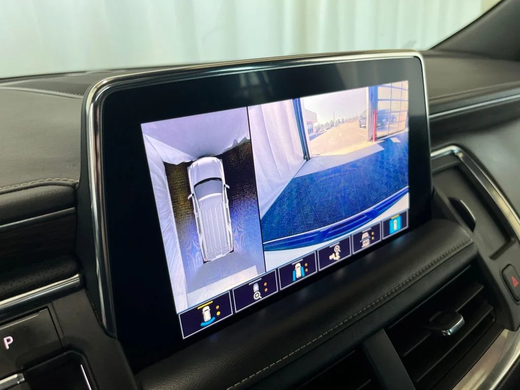 Used 2021 Summit White Chevrolet Premier image 13