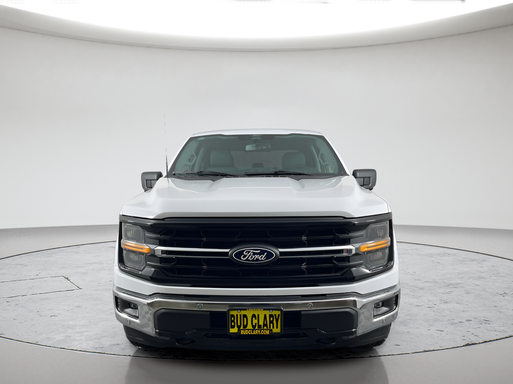 New 2026 Oxford White Ford XLT image 8