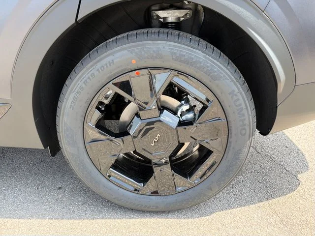 New 2026 Black Kia X-Line image 26